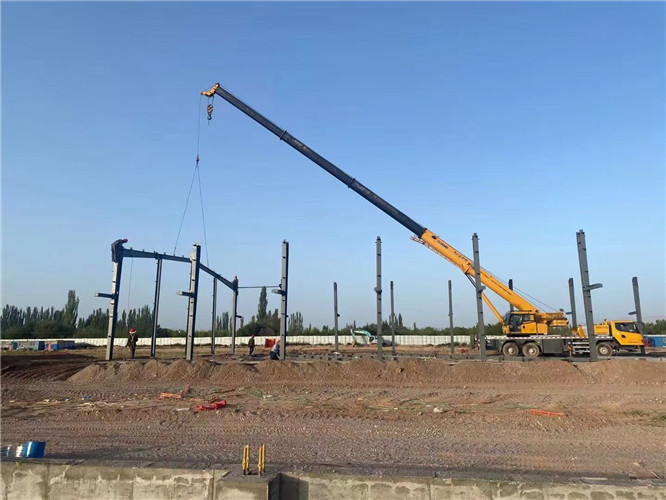 巴东县夜间、节假日作业是否有加价？加价比例多少？